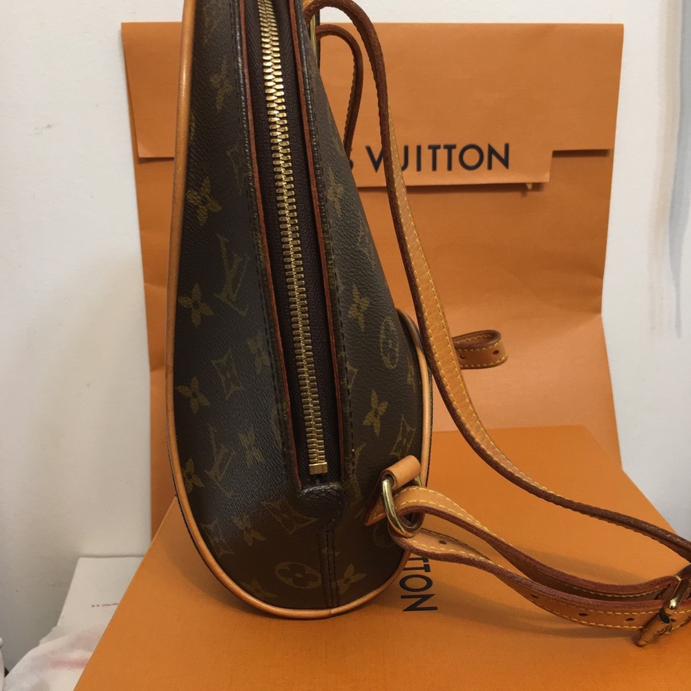 Louis Vuitton Monogram Ellipse Sac a Dos Backpack. With serial number Ml1001. - Picture 9 of 16
